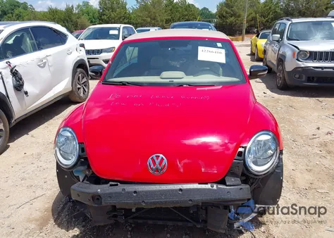 2013 Volkswagen Beetle 2.0T из США, поврежденный, VIN 3VW7A7AT5DM801567